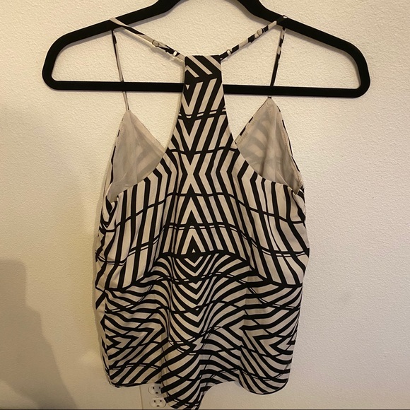 Greylin Geometric Chevron Striped Top - Picture 3 of 3